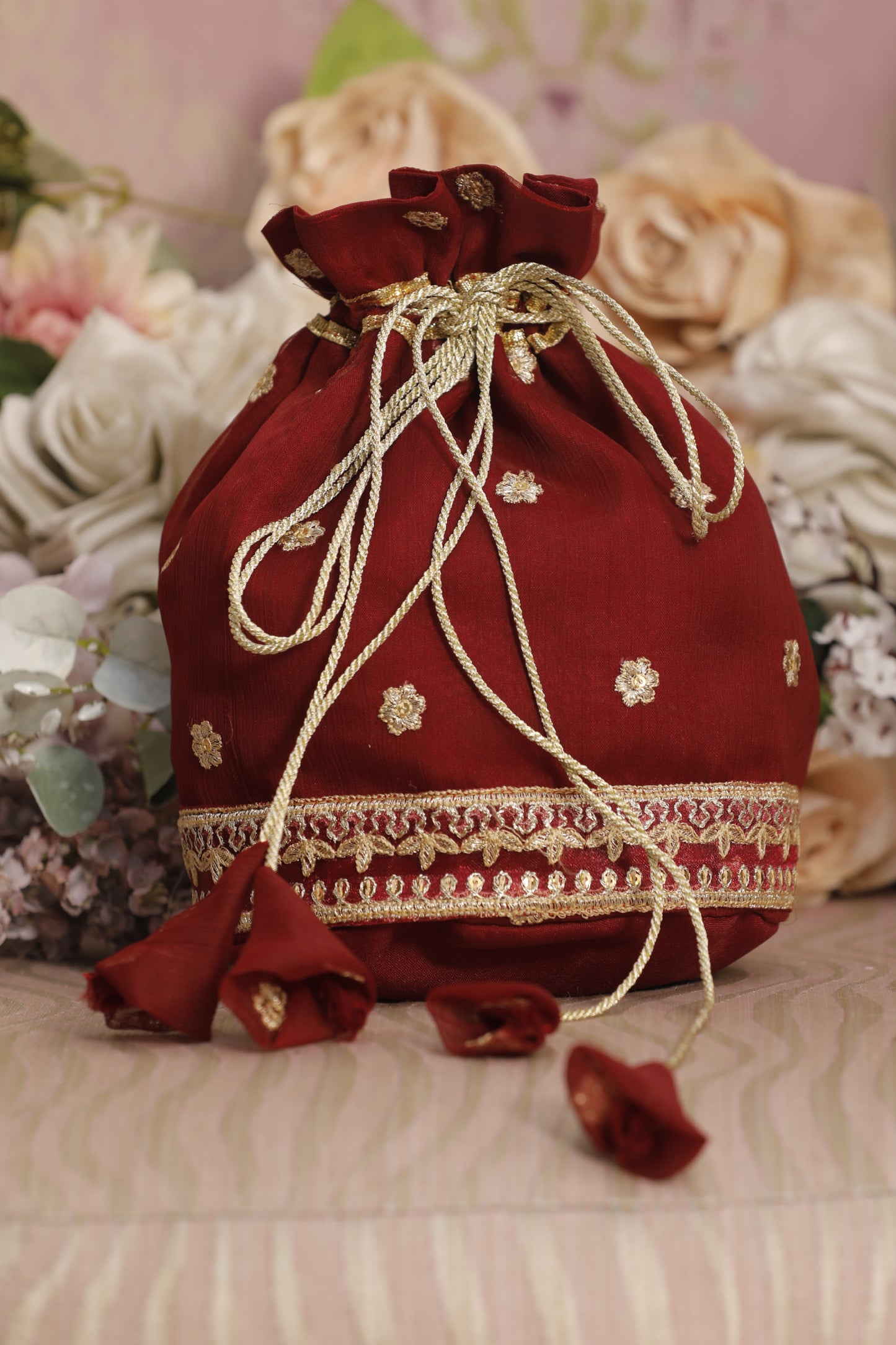 AYESHA POTLI BAG