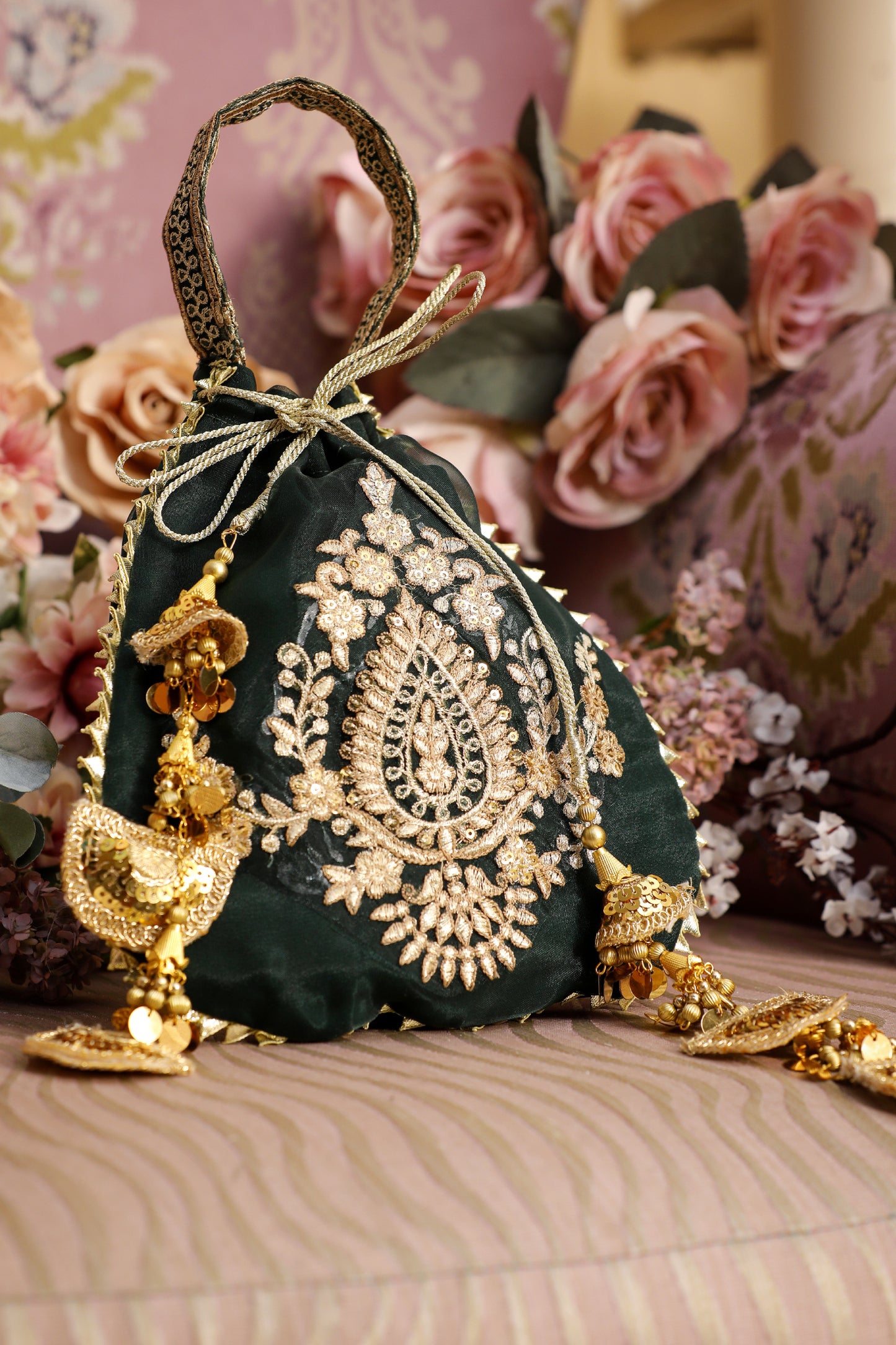 NOOR POTLI BAG