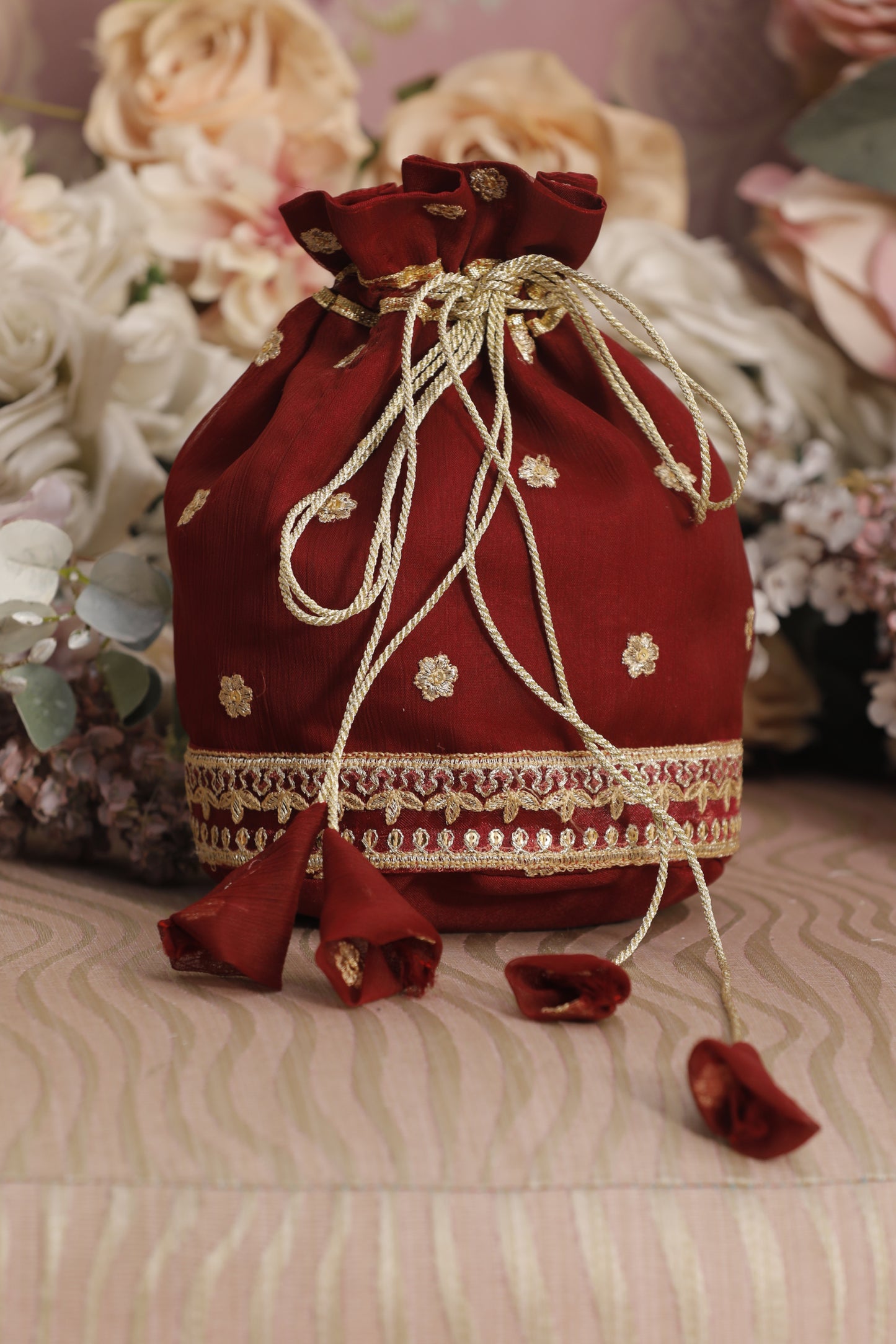 AYESHA POTLI BAG