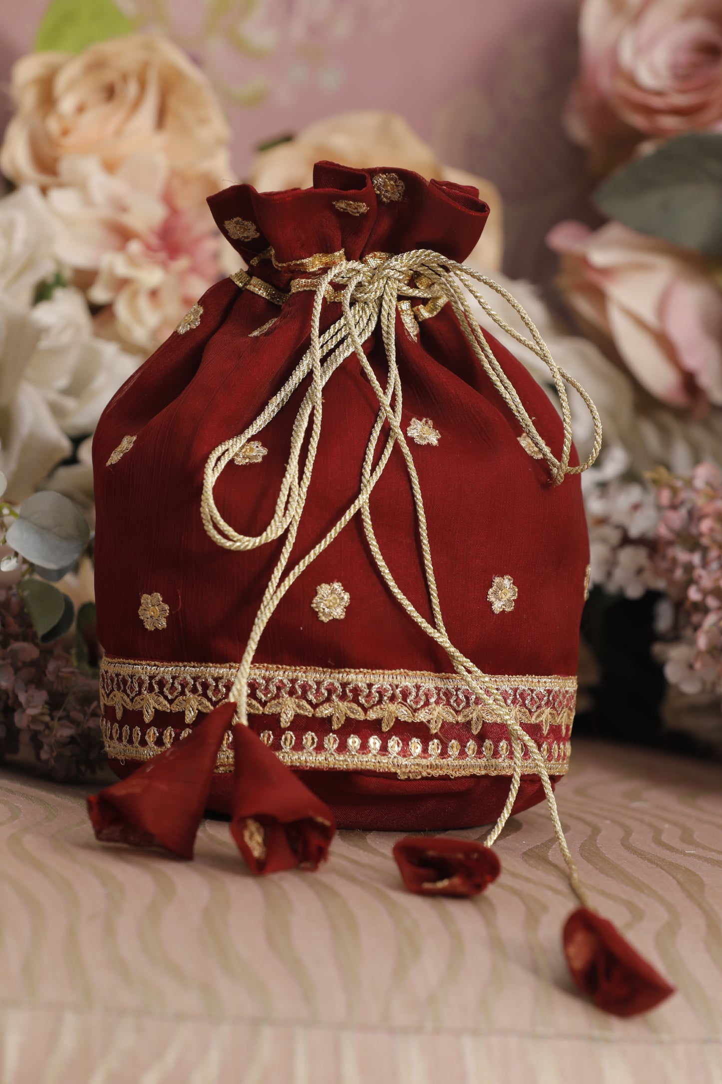 AYESHA POTLI BAG
